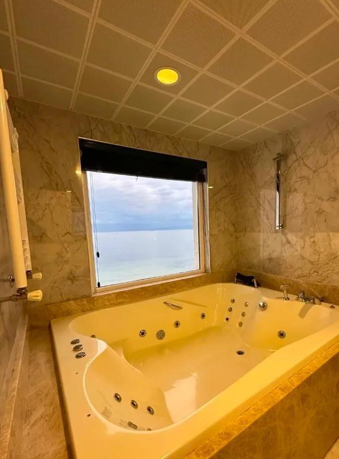 Beyaz Ev Otel Restaurant Eskiomerler Экстерьер фото